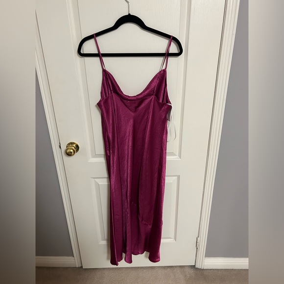 Babaton Model Midi Slip Dress - Picture 2 of 5